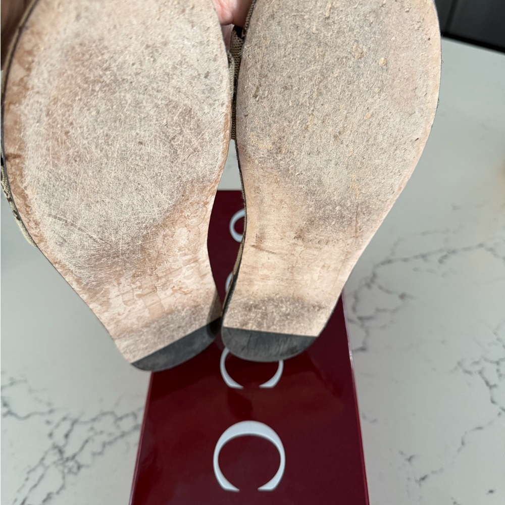 Gucci Beige and Brown GG Slide Sandals - Picture 5 of 14